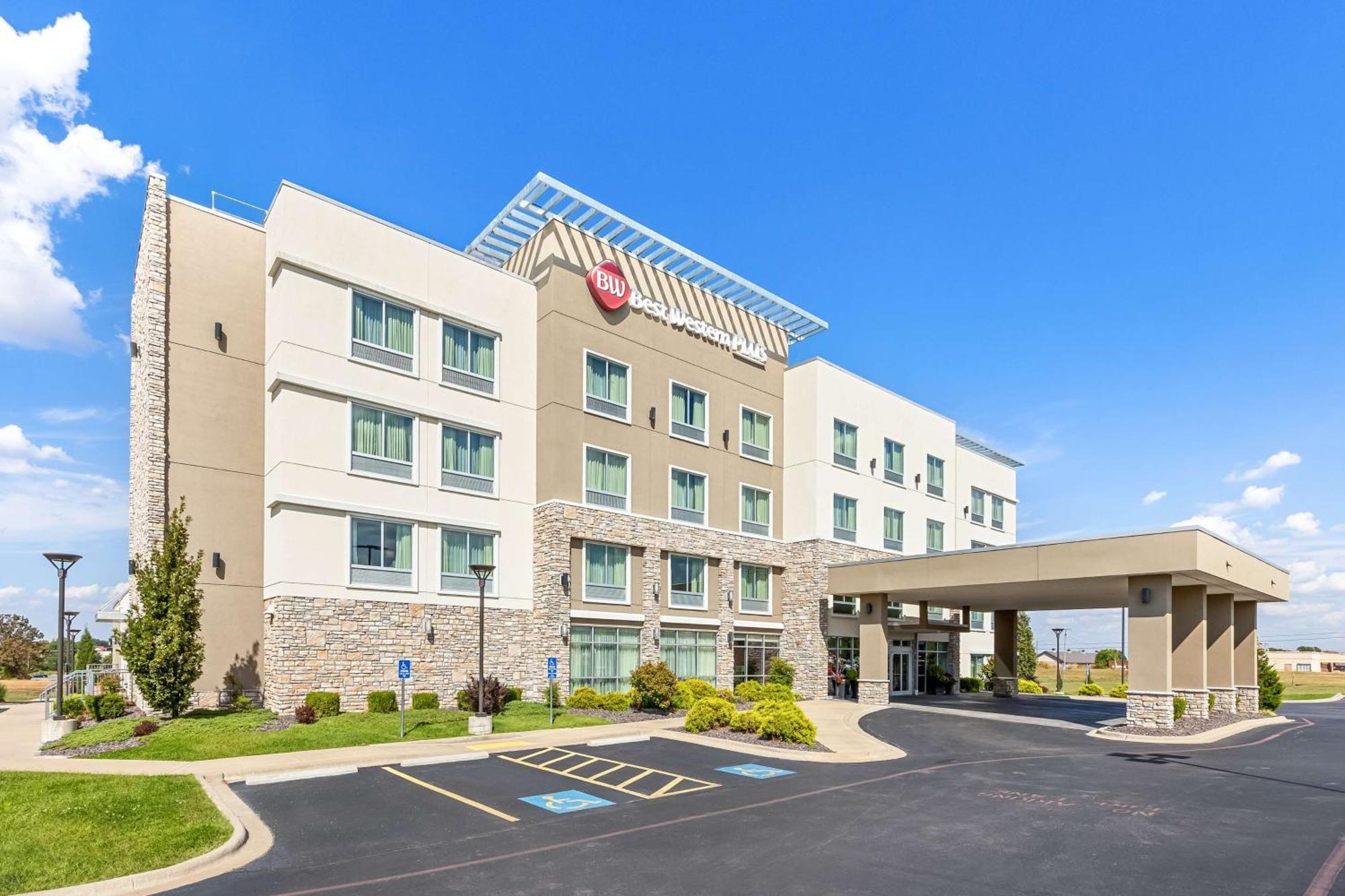 Best Western Plus Bolivar Hotel & Suites Екстер'єр фото
